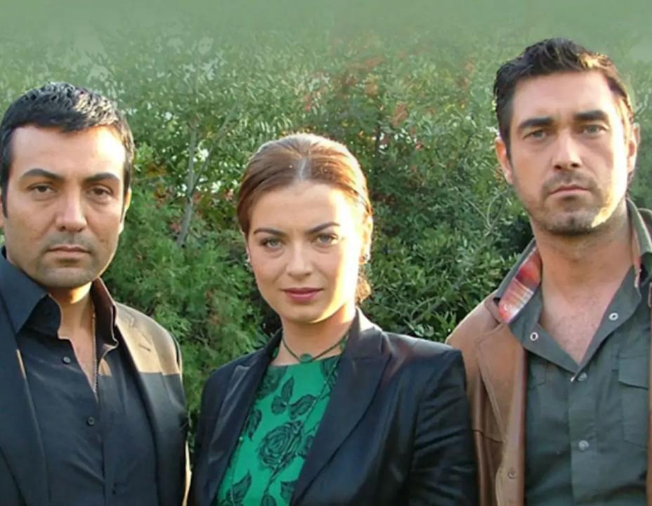 شاهد مسلسل وتمضي الايام الحلقة 68 مدبلجة للعربية HD